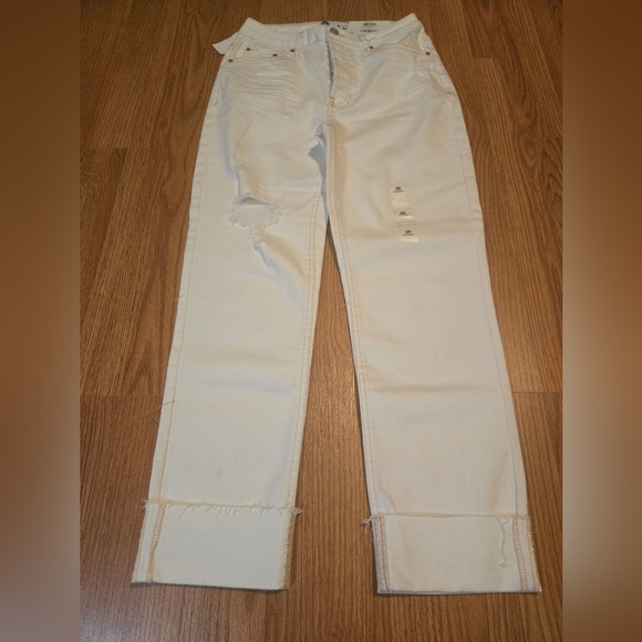 And Now This White Ankle Cropped Distressed Jeans NWT - Picture 8 of 8